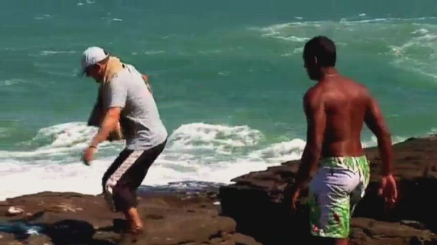 Tarra White - Ocean Threesome : video clip