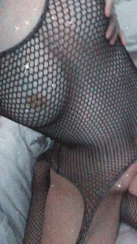 Love showing my pale body through fishnets 😋🥰 : video clip