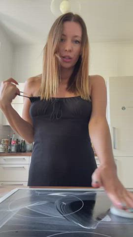 will you fuck me while I'm cleaning? : video clip