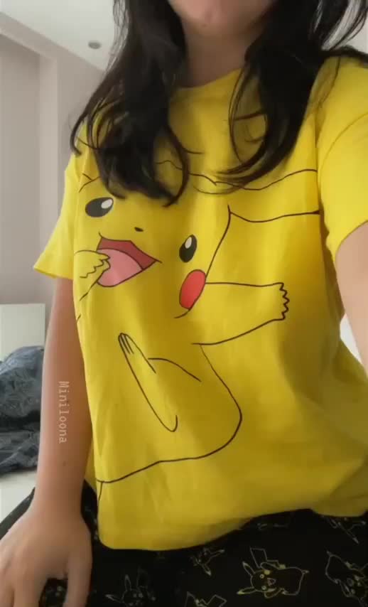 Pikachu hide them : video clip