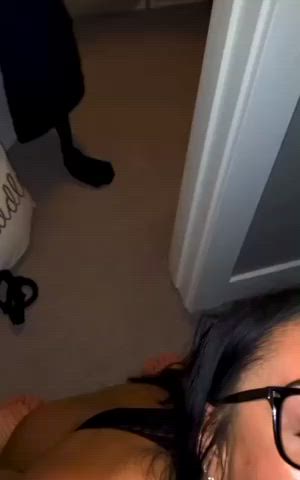 Cum on my face please daddy : video clip