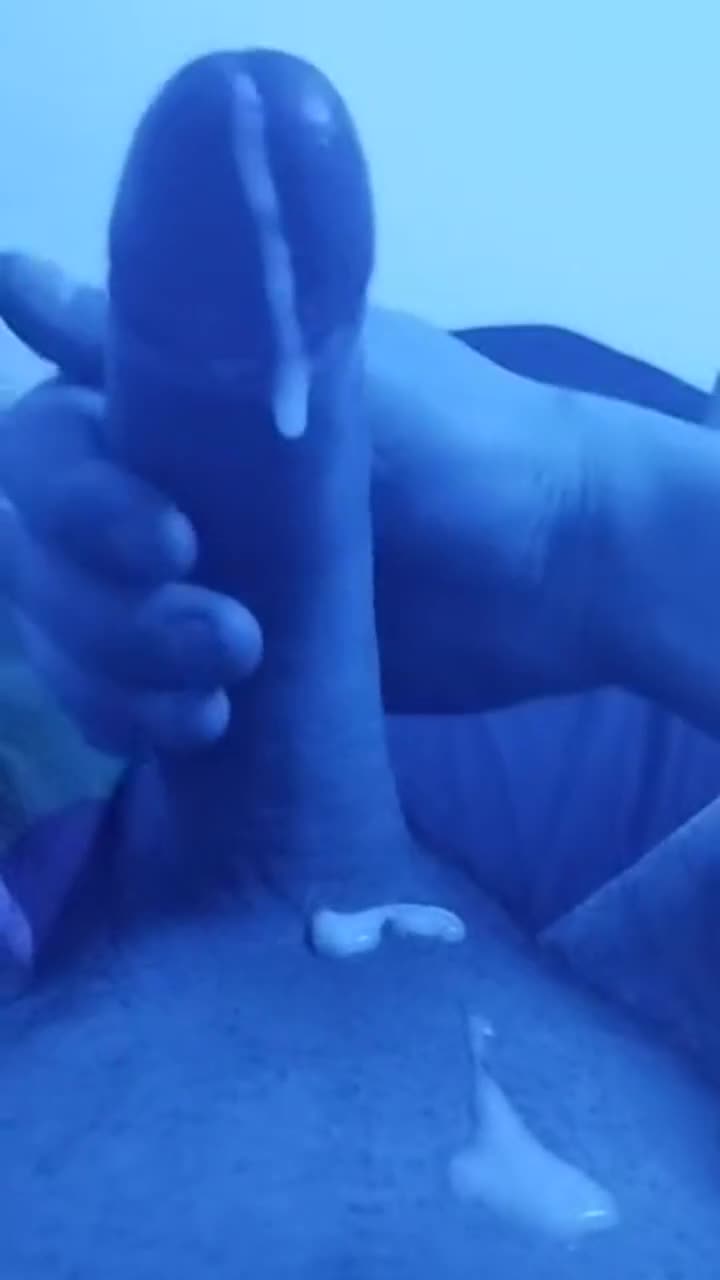 I love when my cum hops out my cock. D'you like that too? [OC] [25] : video clip