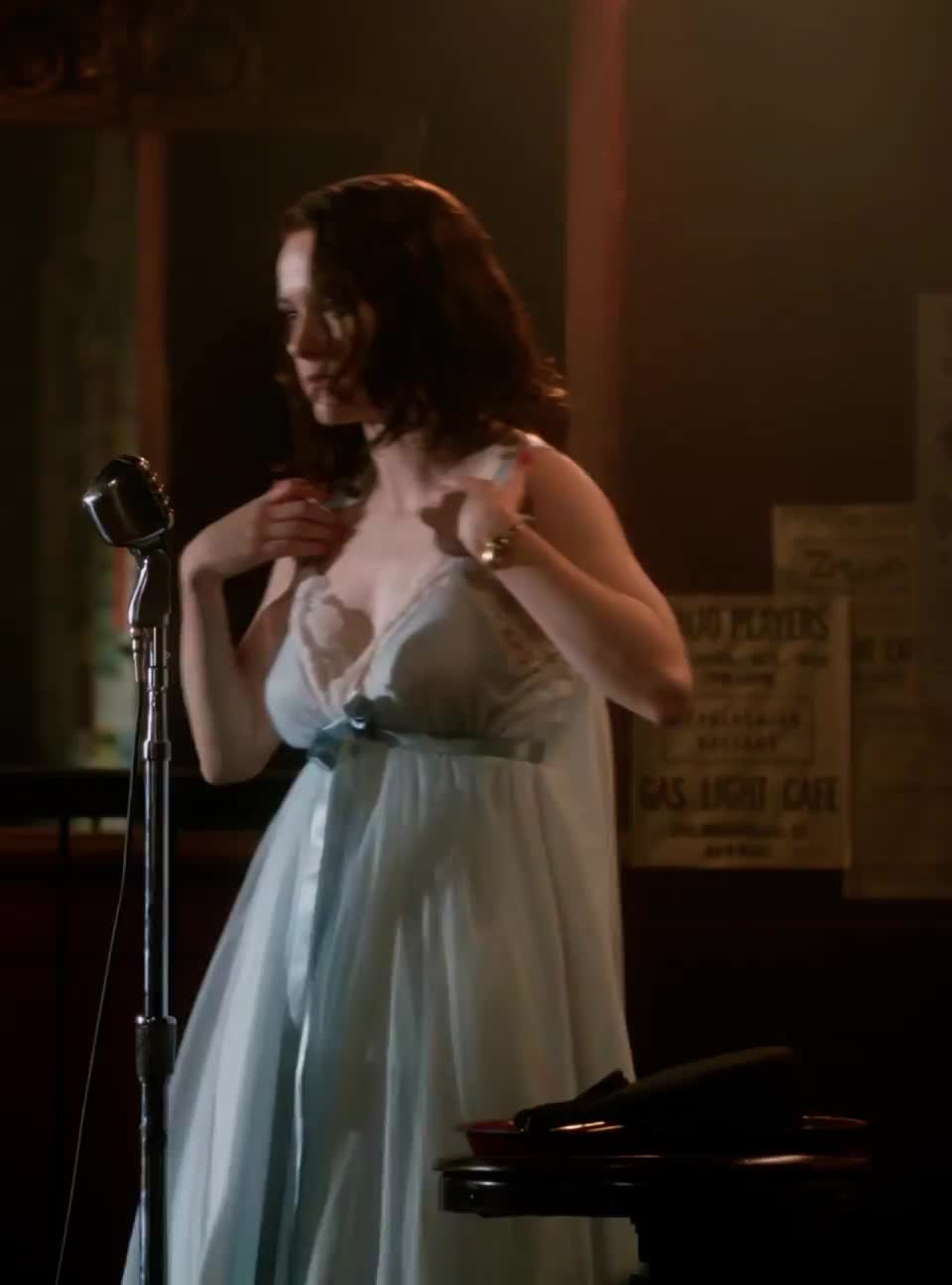 Rachel Brosnahan (slow-mo from 4K) : video clip