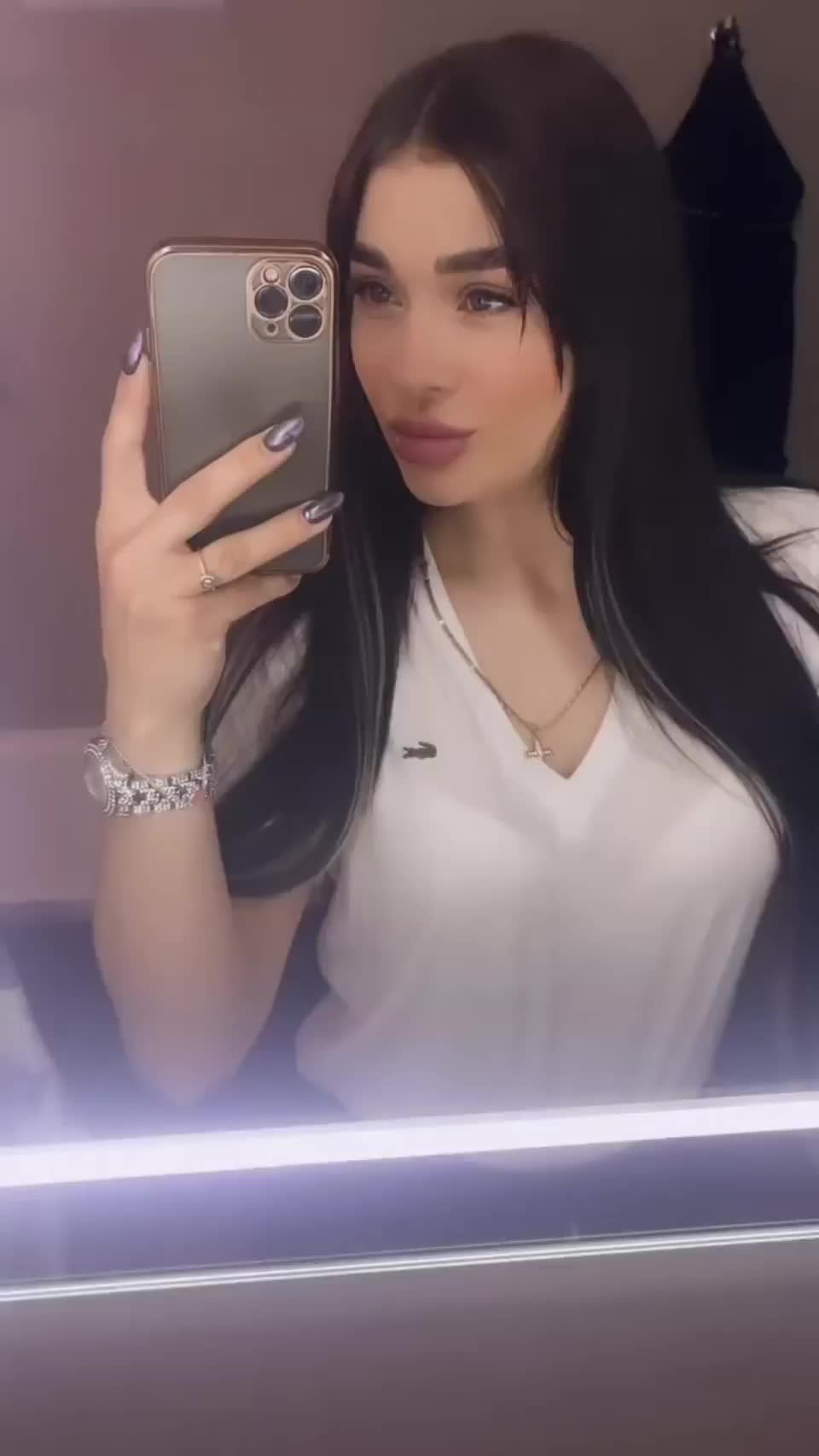 i think i deserve your full attention : video clip