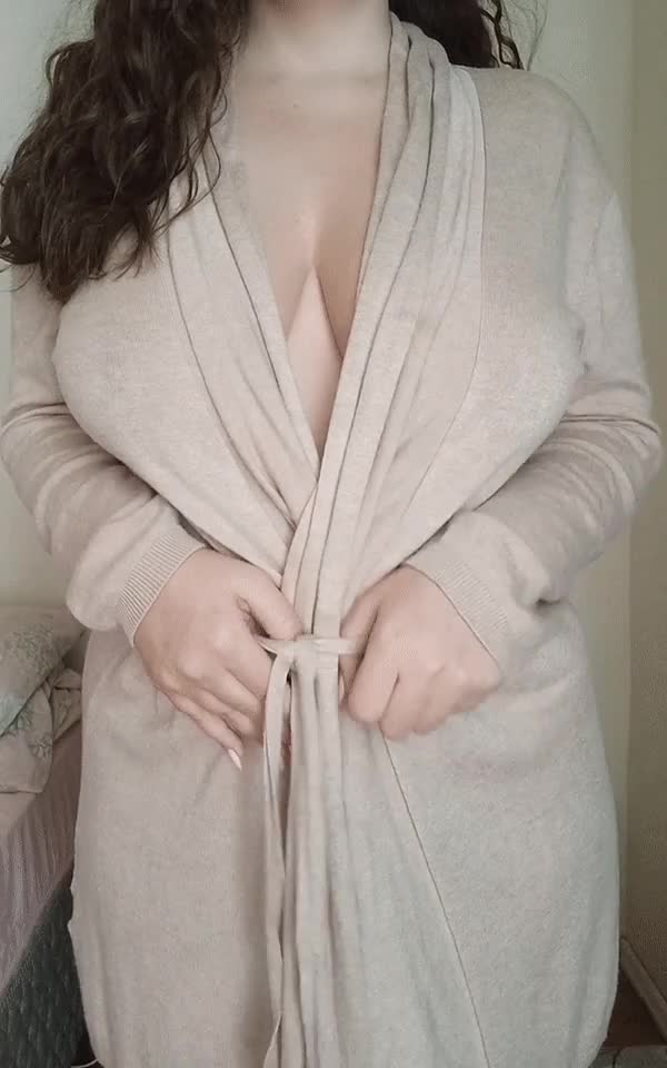 Time for you to fuck this juicy body babe ;) : video clip