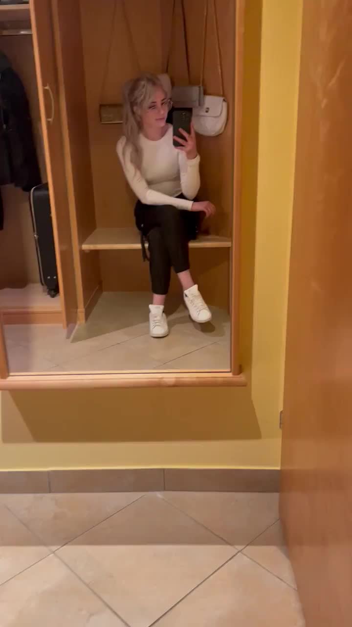 just 20... Anyways, can you slap my ass red? : video clip