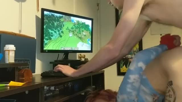 Sexy GF gets tied up and bent over while I play Minecraft : video clip