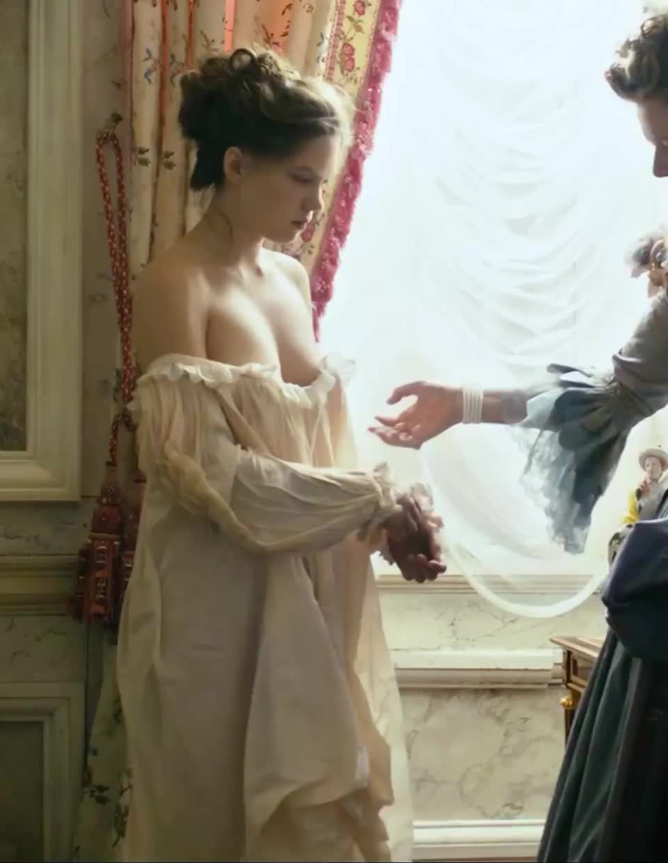 Léa Seydoux - Farewell, My Queen (2012) : video clip