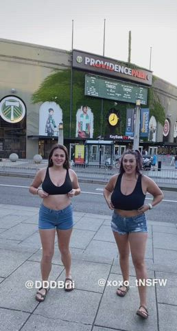 Took them out before the timbers soccer game with Tati :)[GIF] : video clip