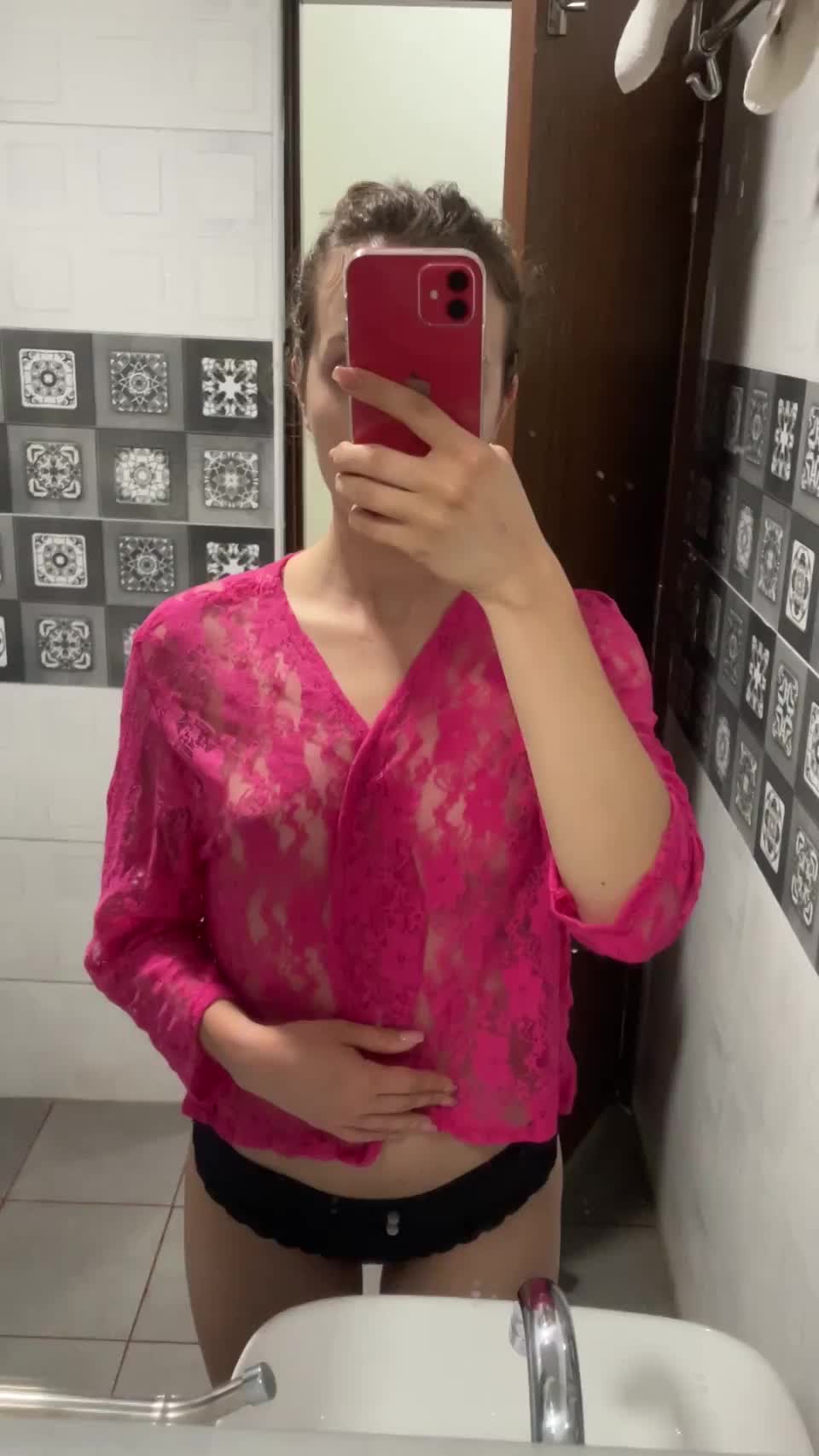 One order of wild tongue to lick these nipples : video clip