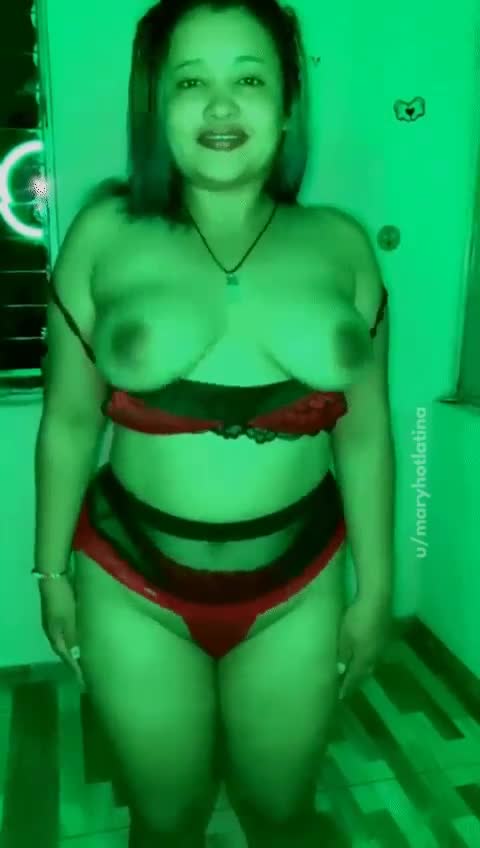 Tiddies feel extra jiggly today : video clip
