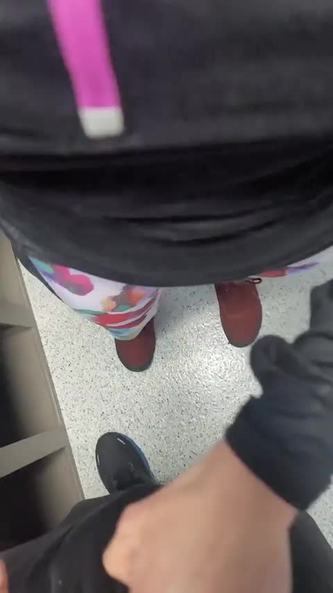 Taking my job seriously, even in the gym bathroom. : video clip