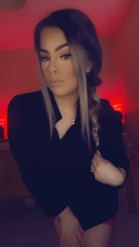 Curious, would you fuck me daily?!😉 : video clip