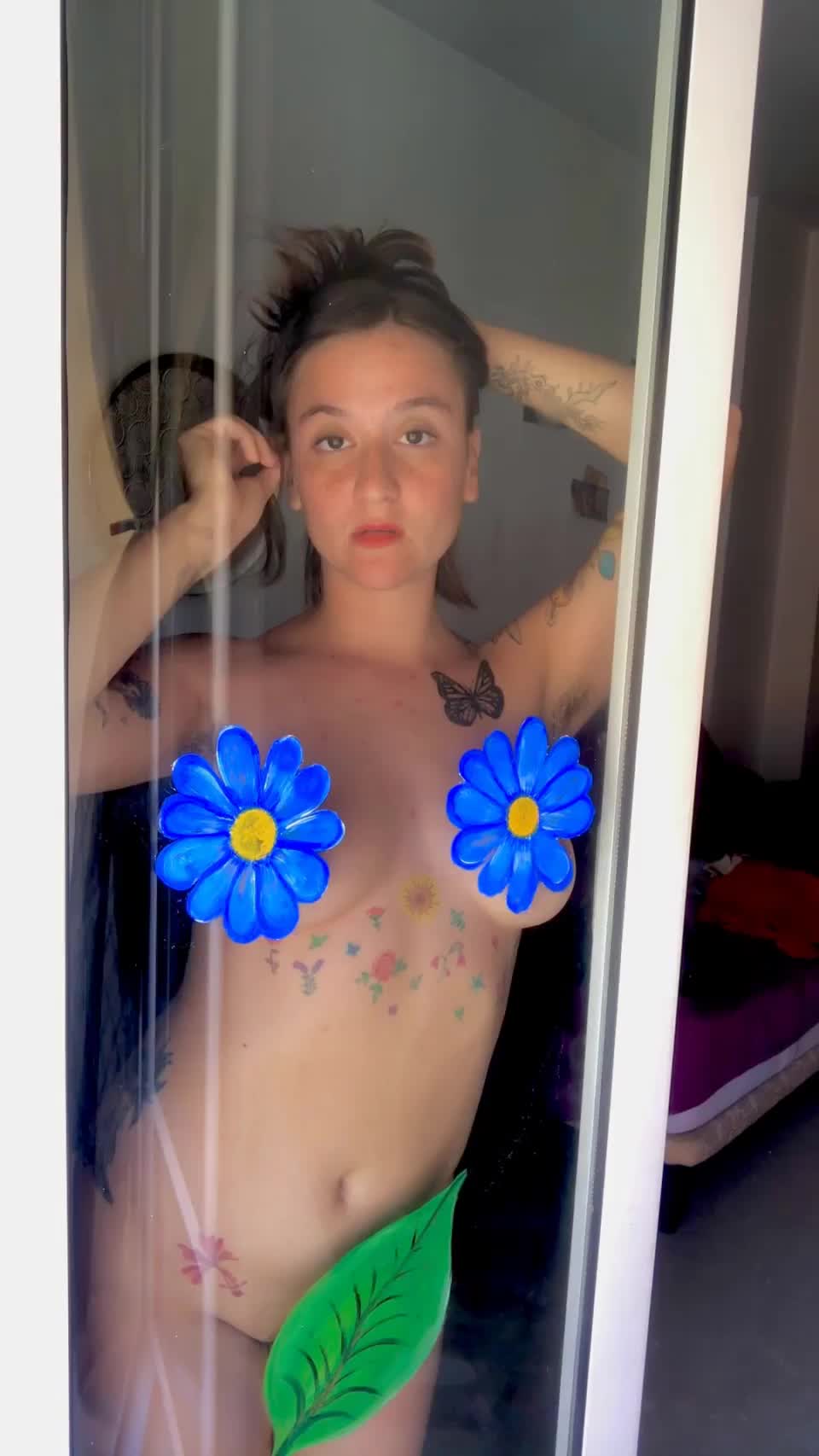 Bath time would be so much fun with you : video clip