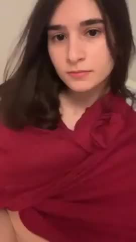 scarlet red : video clip