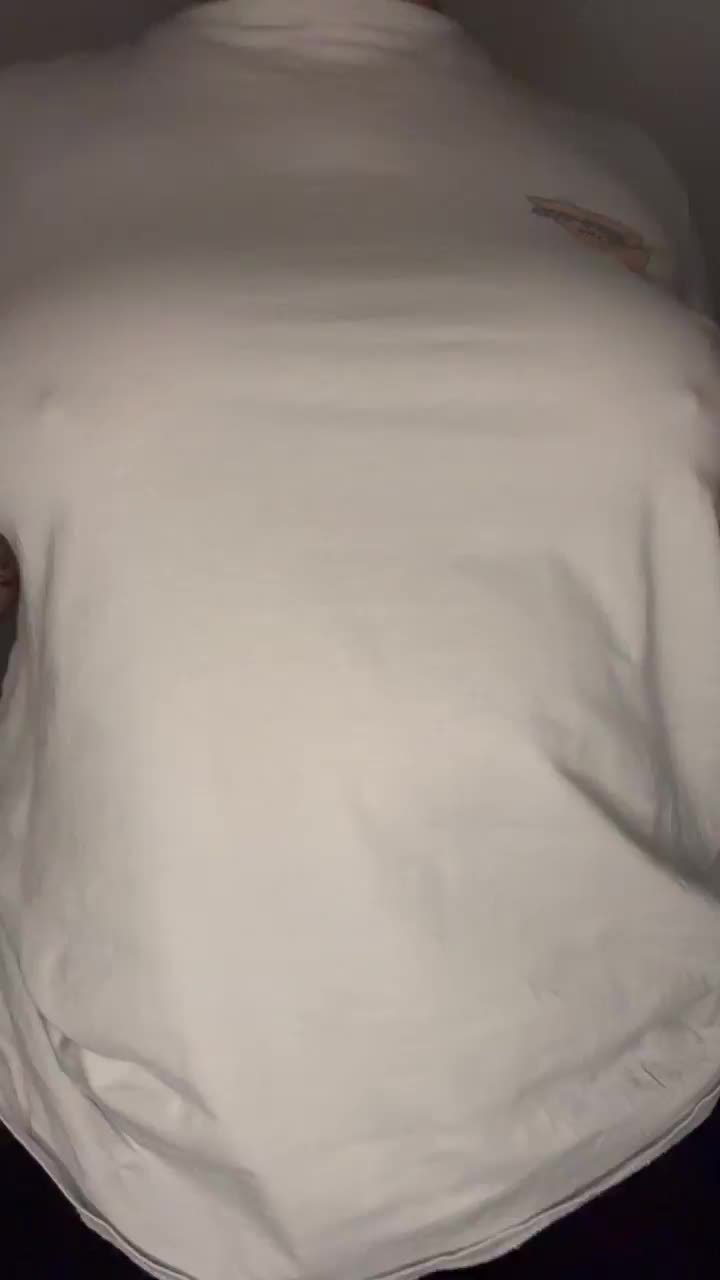 Say one word about my 18 yo old tits : video clip