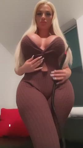 Amazing Blonde : video clip