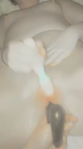 Squirting His load : video clip