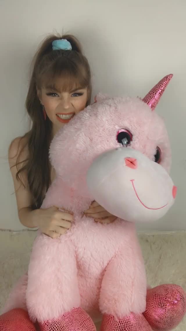 Just me n my unicorn :) : video clip