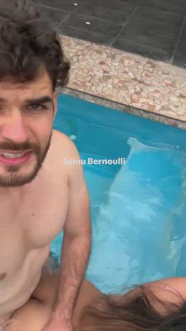 do you like to cum doggystyle in the pool ? : video clip