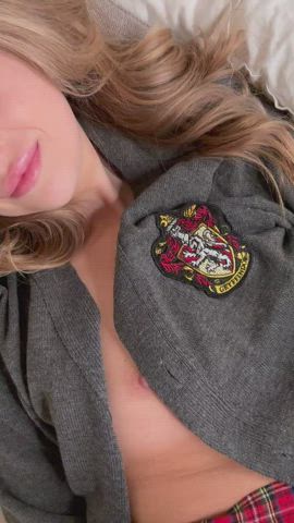100 points to gryffindor if you eat ass! : video clip