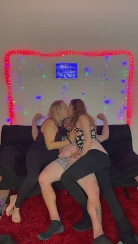 Dans casting couch with local Milfs : video clip