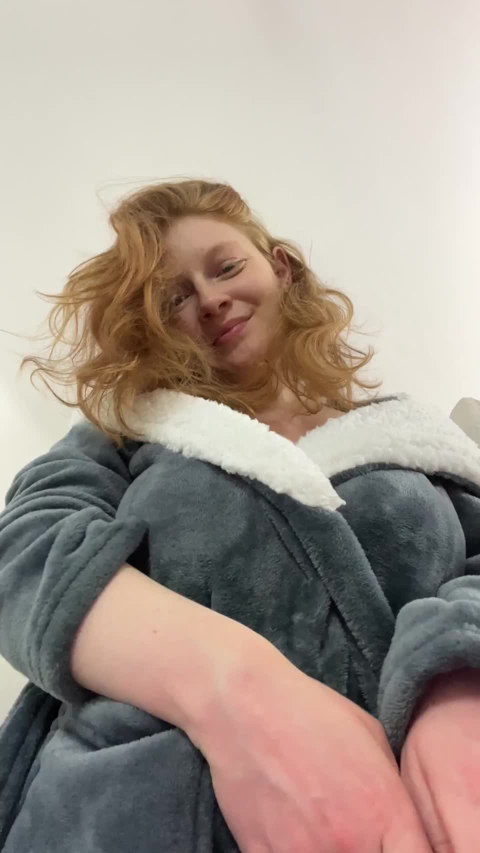 Cozy cuddlefucks with no condoms allowed are always a yes! : video clip