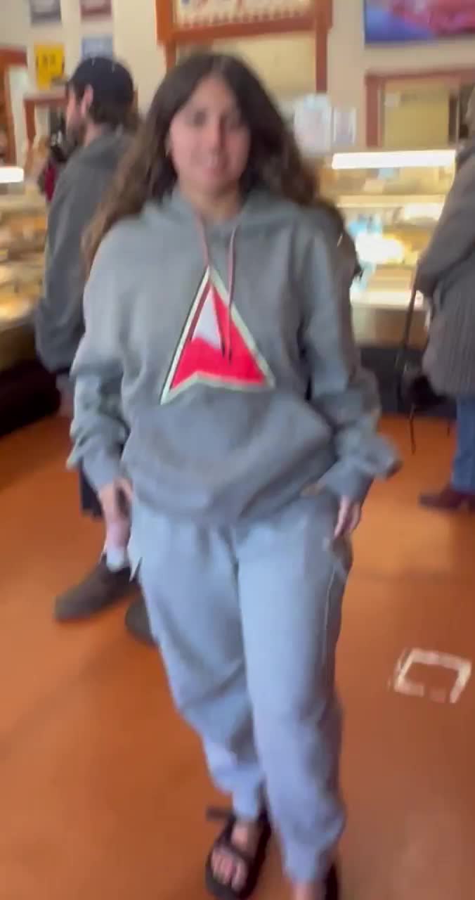 Public flash at the local pastry shop : video clip