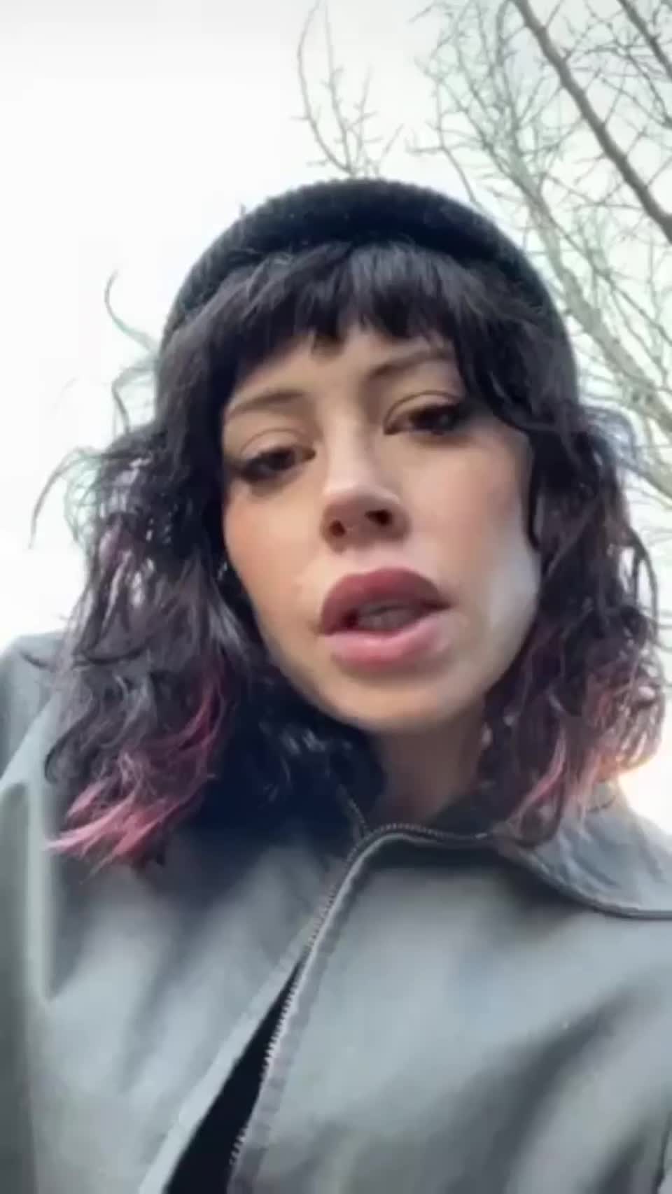 Really need help, who is she ? : video clip