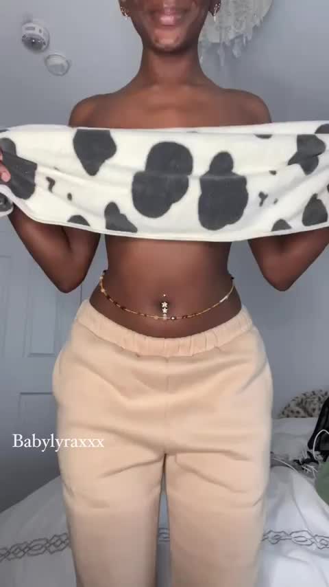 The darker the berry…. 😉 : video clip