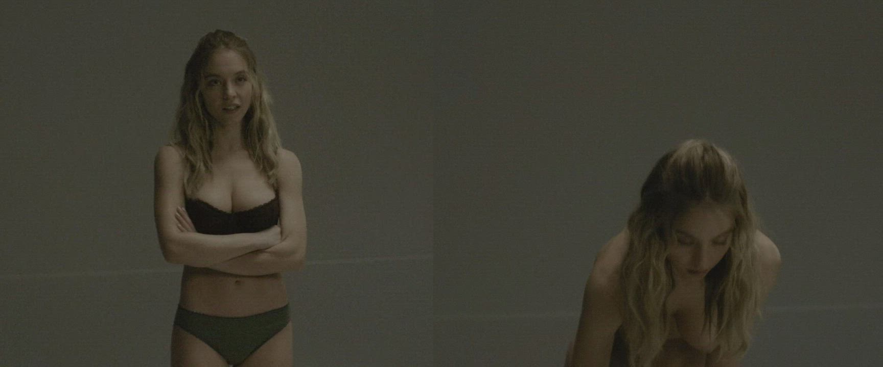 Sydney Sweeney big natural tits on/off : video clip