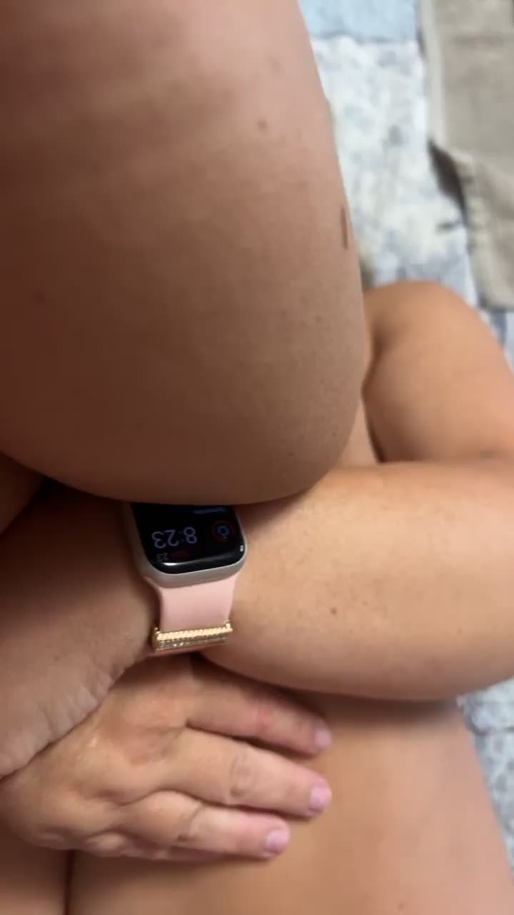 Huge load inside me! : video clip