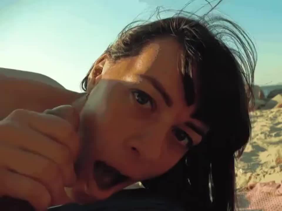 Beach Facial : video clip