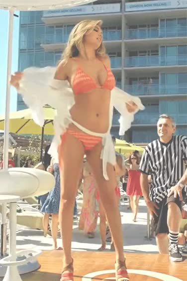 Kate Upton is a Goddess : video clip
