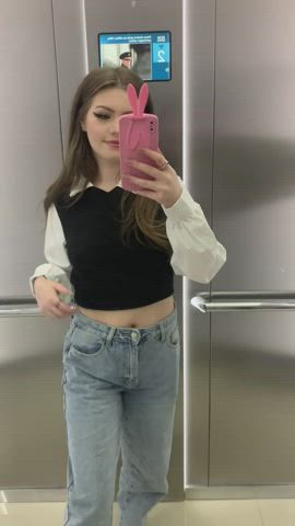 I love showing off my body at school <3 : video clip