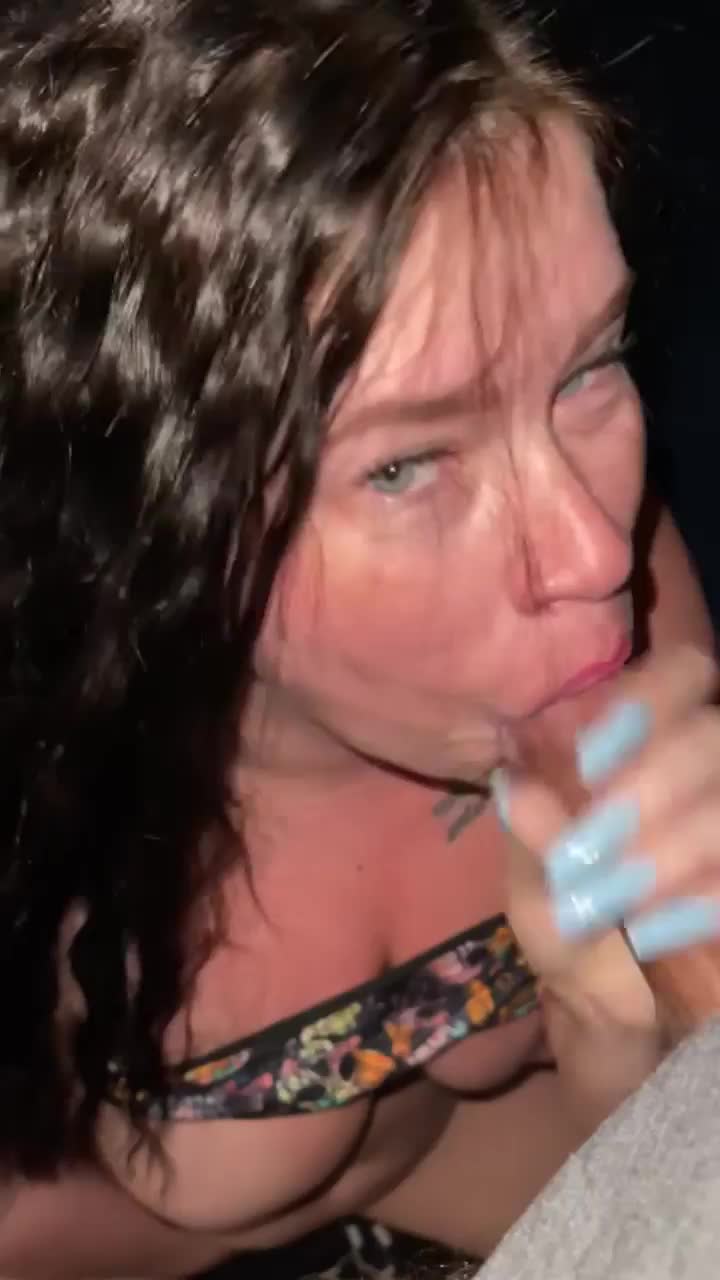 Cute Girl want Cum Swallow after BlowJob - Amateur Cum In Mouth, Teen Sex 🍆💦 photo