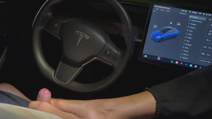 Tesla Toejob anyone? 💕💦 : video clip
