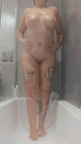 Who's coming to shower with me? : video clip