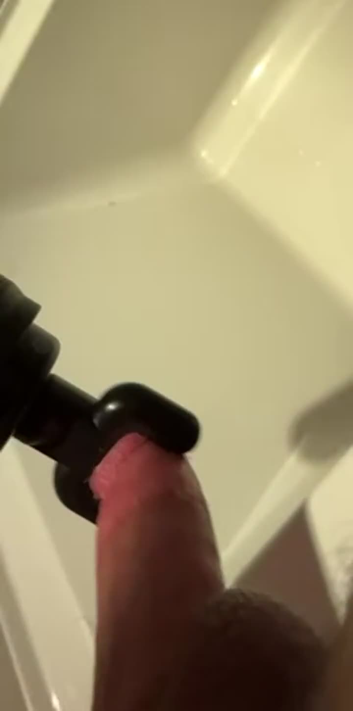 MASSIVE Cumshot in SLOW MO : video clip