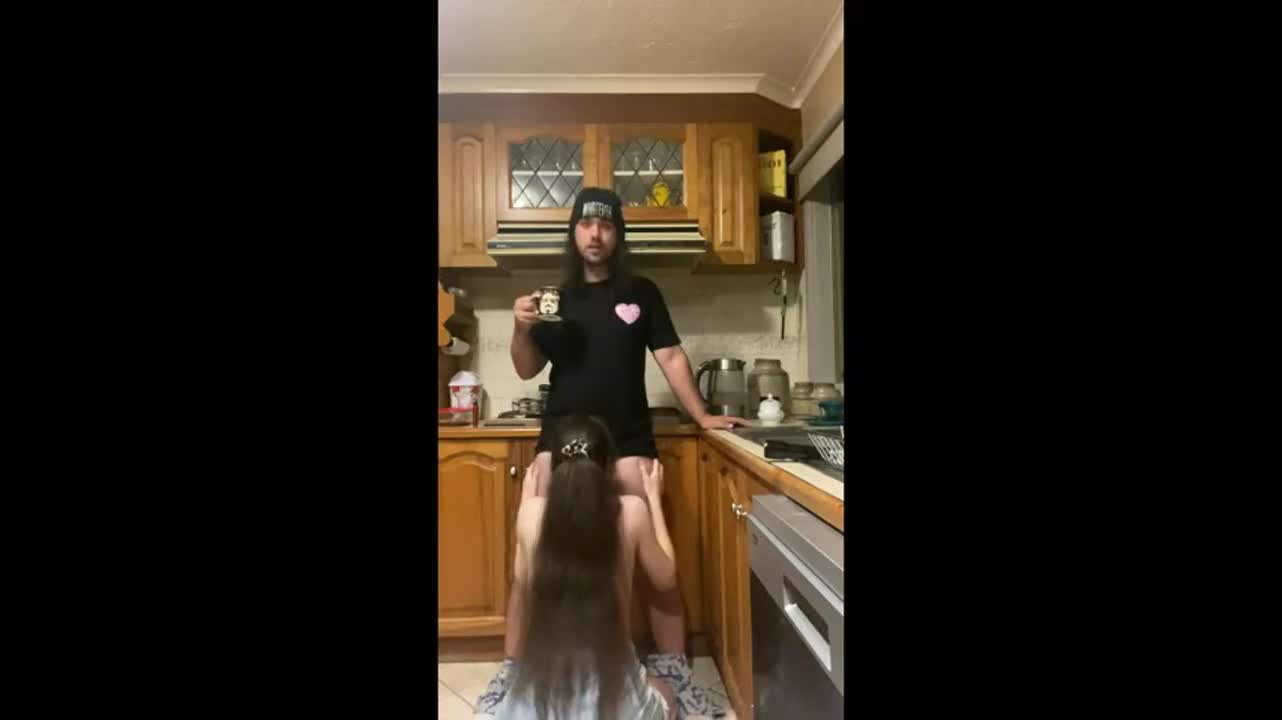 She got the cock 🍆 : video clip