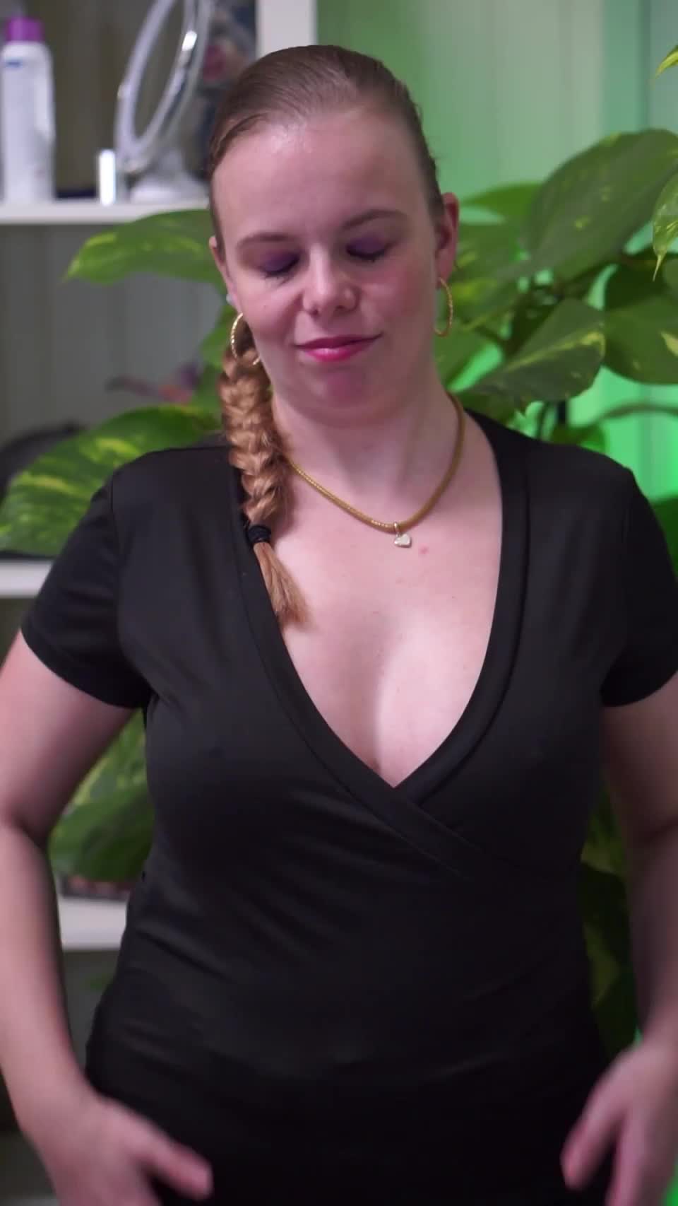 Would you fuck me if i was your friends slutty wife ? : video clip