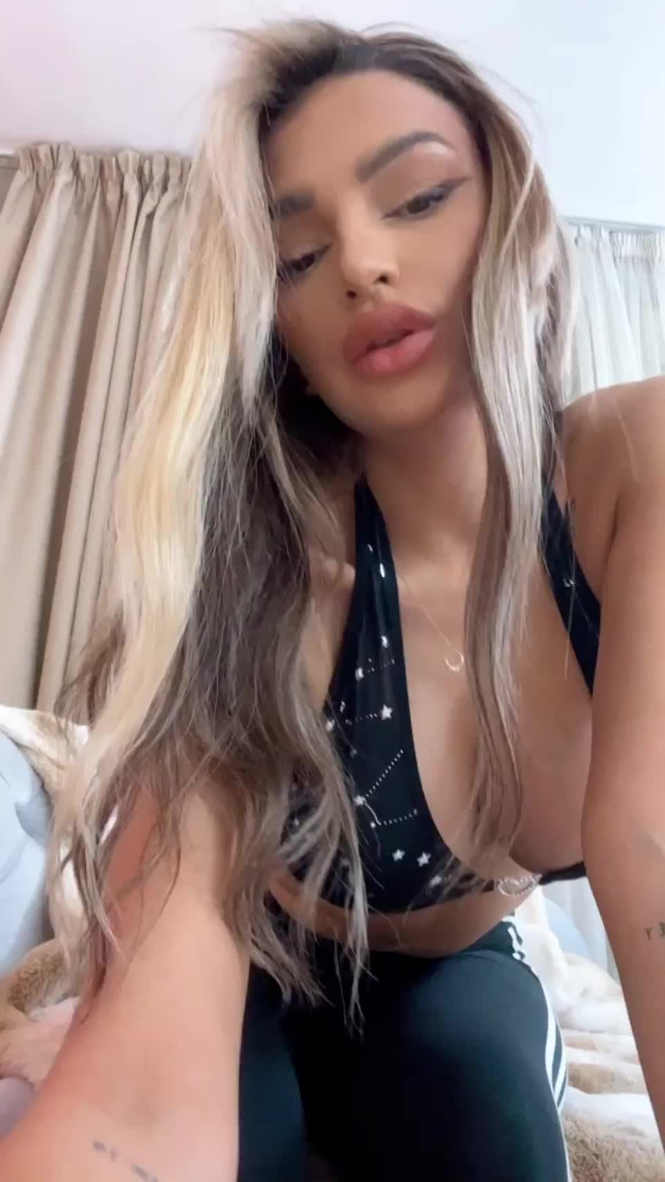 come on daddy lets go in my room so we can fuck : video clip