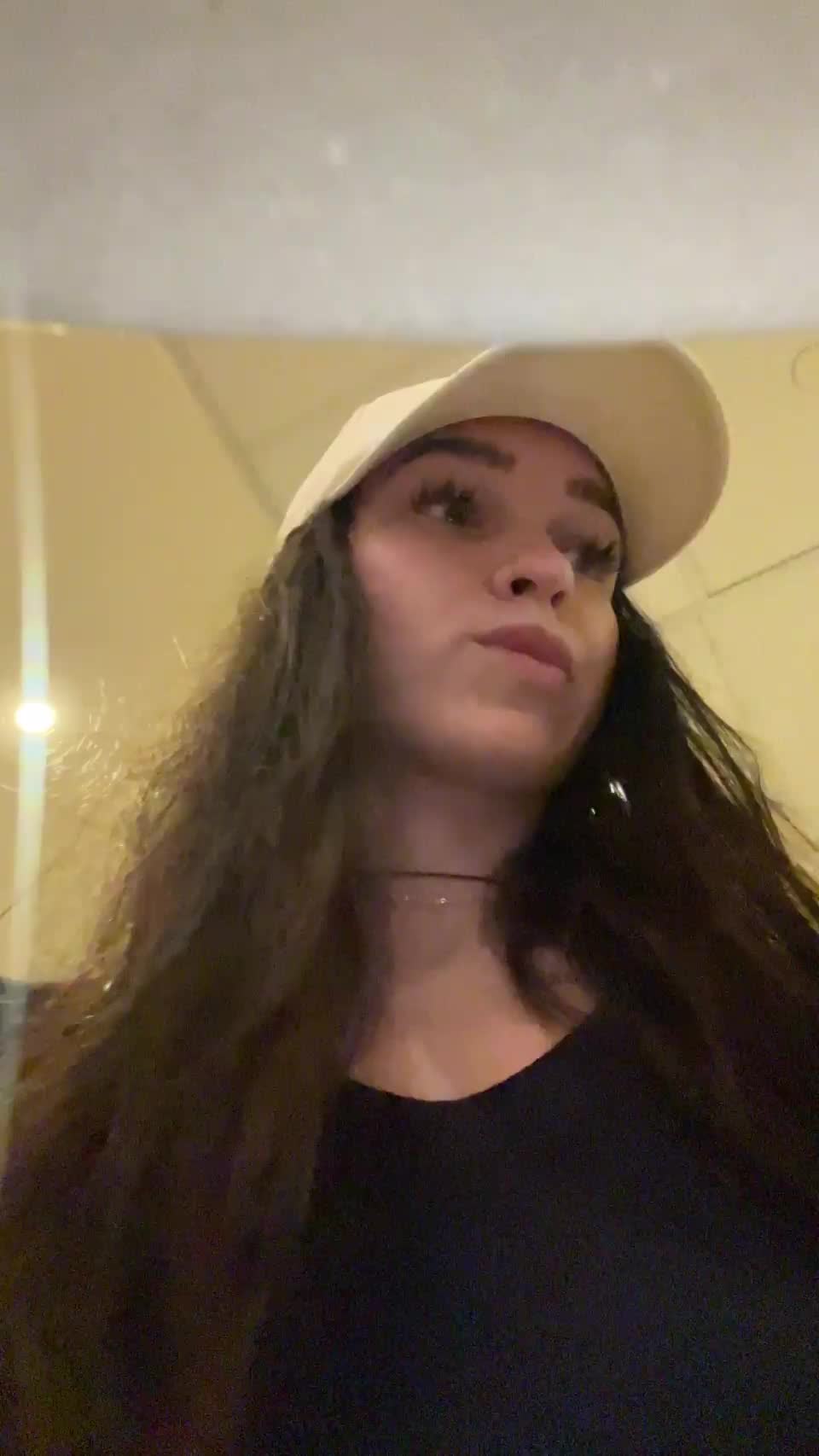 Quick flashes in college under the table, he nearly caught me : video clip