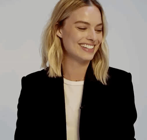 “Would you fuck this BBC?”. Margot Robbie: : video clip