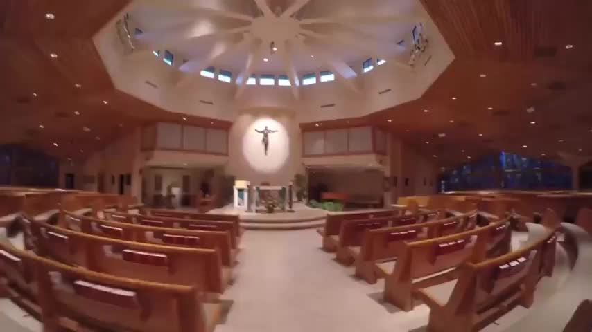 Lesbians In Church : video clip