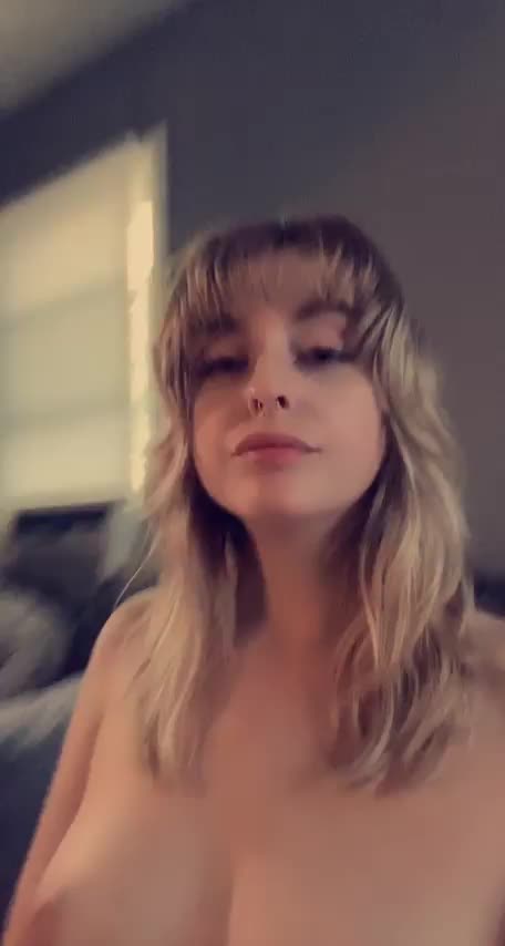 good morning from me n my cute, tiny pussy💦 : video clip