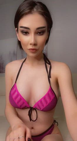 Are big asian tits on a tiny body attractive? : video clip