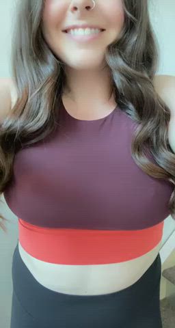 I think this sports bra might be deceiving. : video clip
