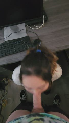 Letting a coworker use my mouth in the office, I think dad would be proud : video clip
