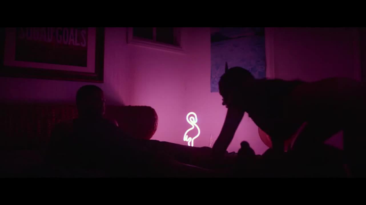 Aubrey Plaza - Sexy and Strange : video clip